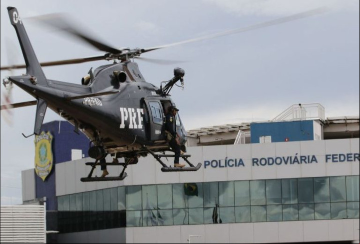 Deputados avaliam transformação da PRF em polícia ostensiva federal