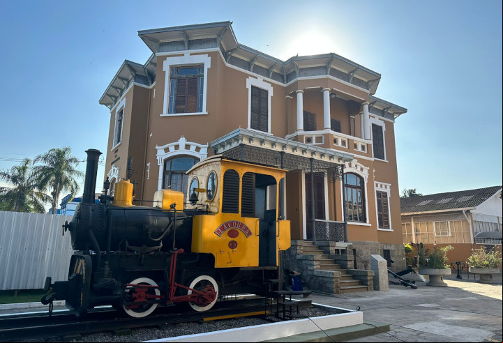 Porto de Santos entrega museu renovado ao comemorar 133 anos