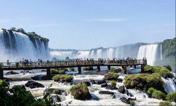 Congresso cria política nacional para desenvolver o turismo: mais recursos